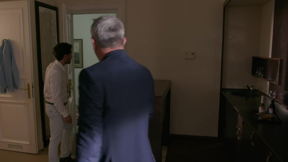 Oltári csajok - Bevezető rész