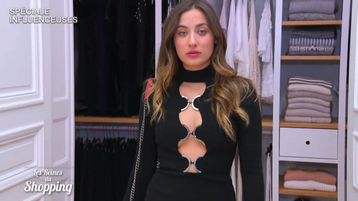 J2 : Spéciale influenceuses : originale avec des rayures