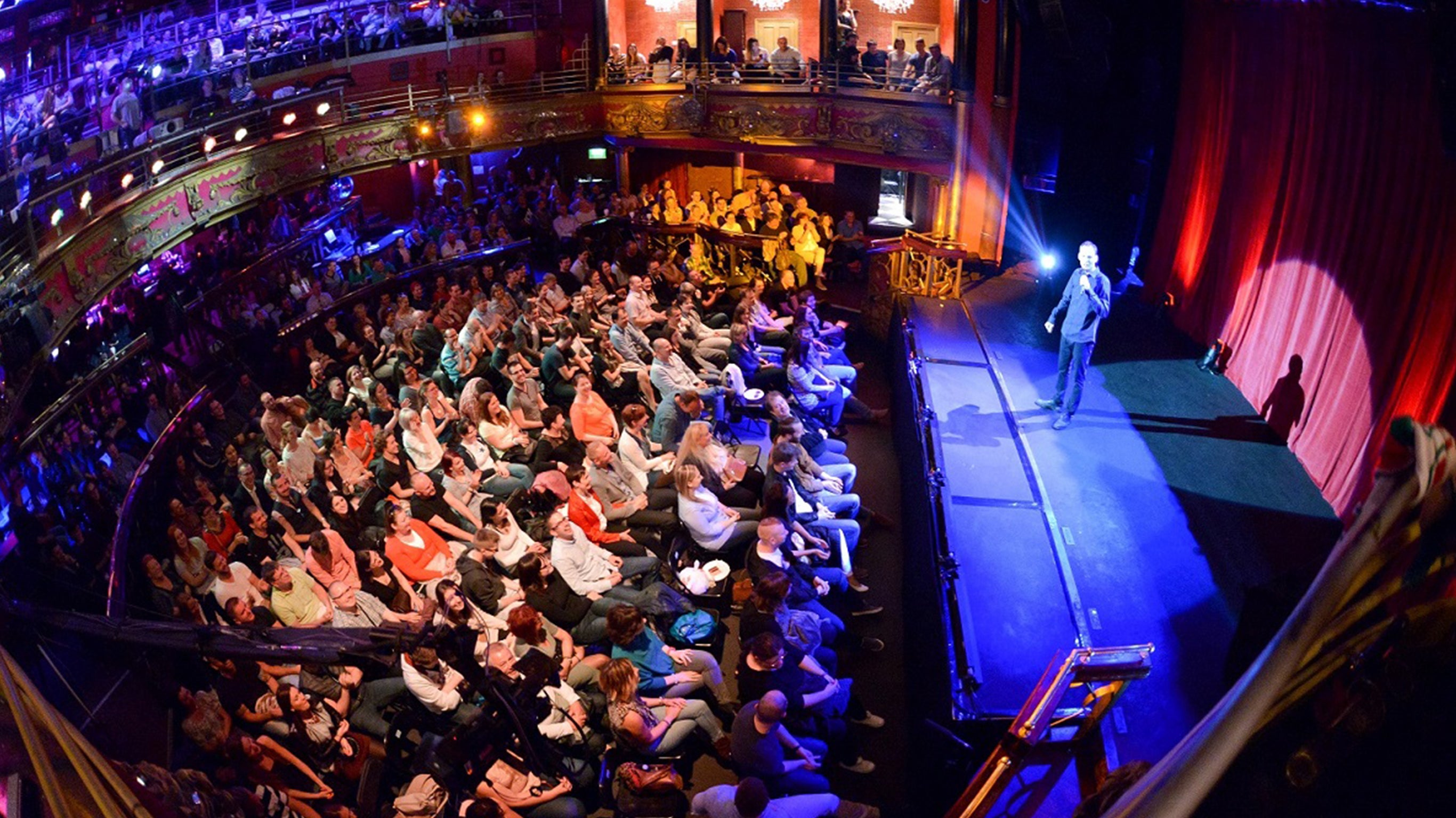 Bödőcs Tibor stand-up estjei