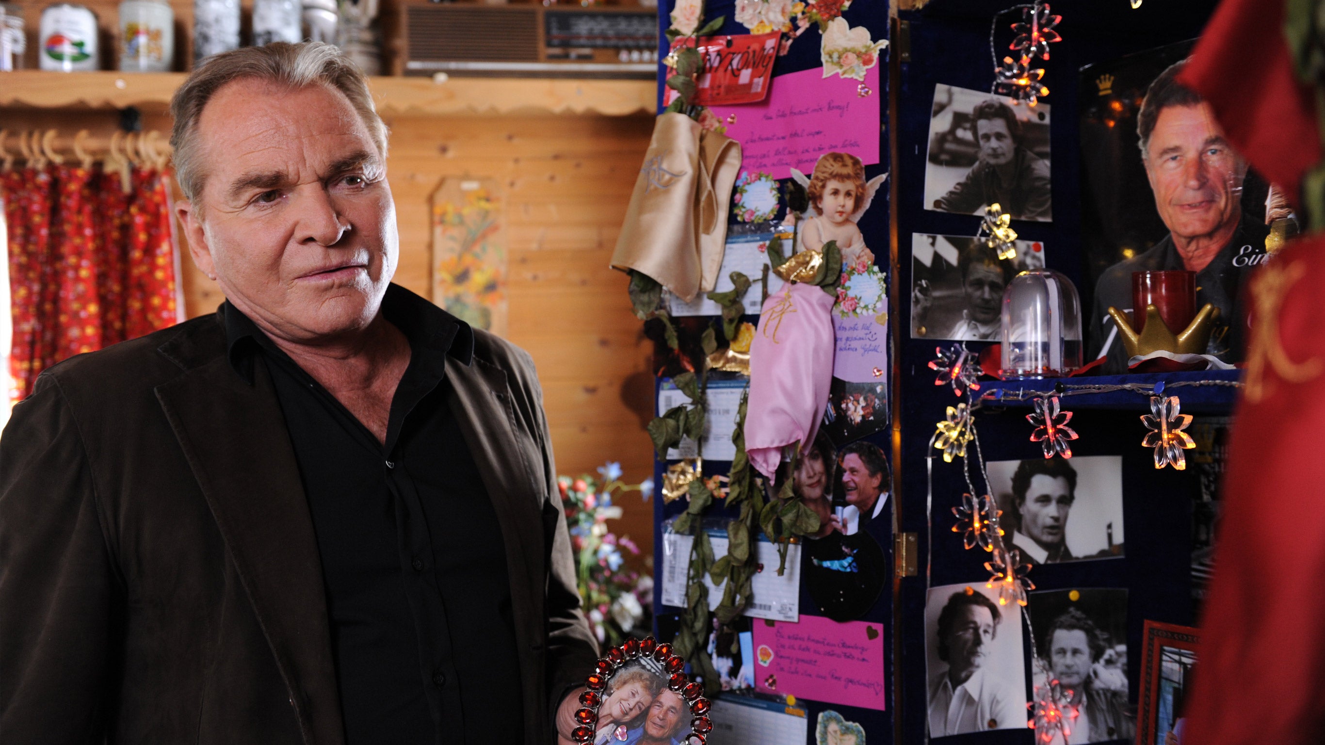 Meurtres en haute société : le chanteur...