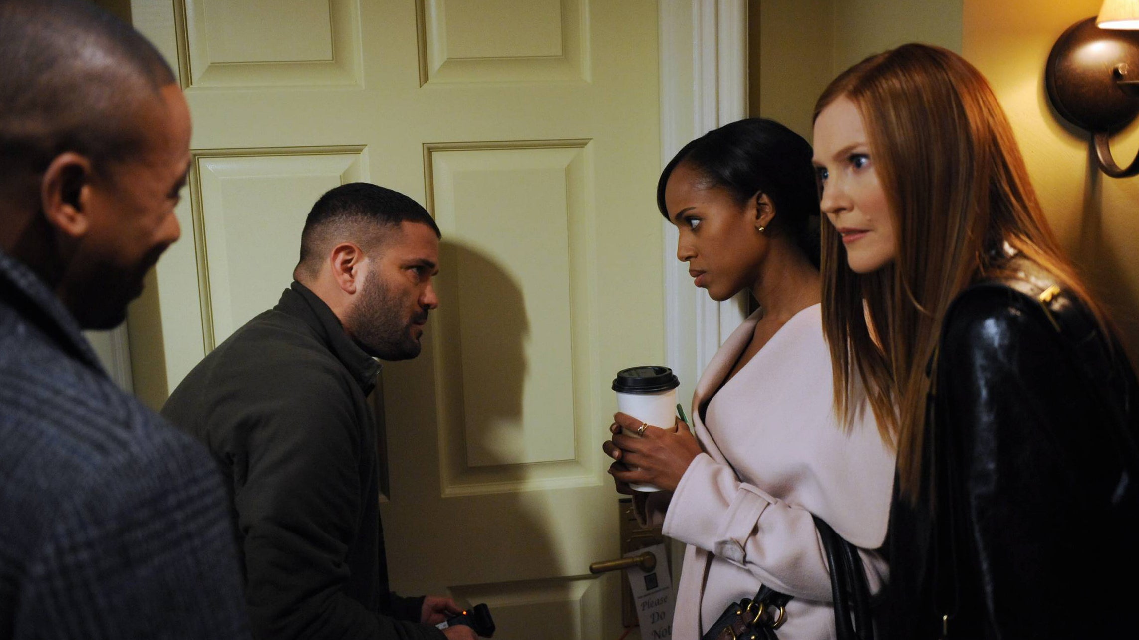 Scandal S2 E2 Aimezvous les uns les autres 17112017 M6+