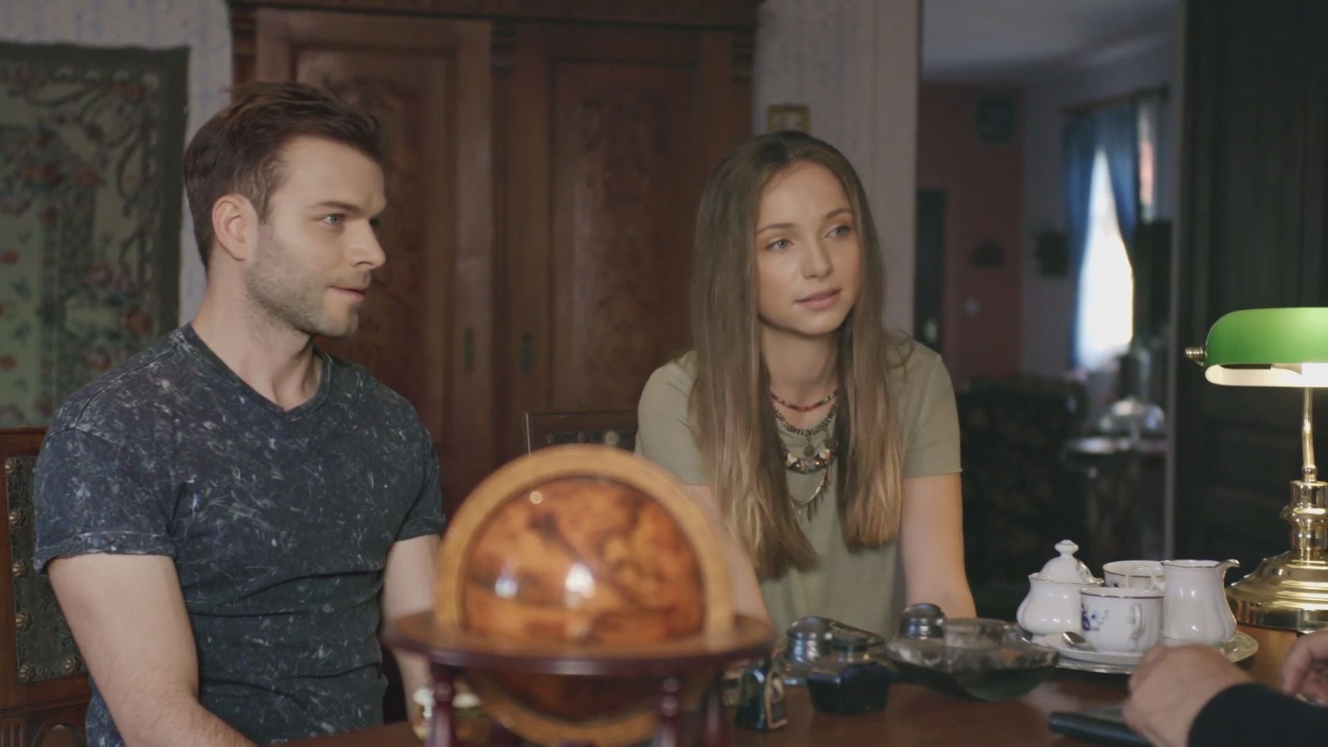 Keresztanyu 1. évad 3. rész