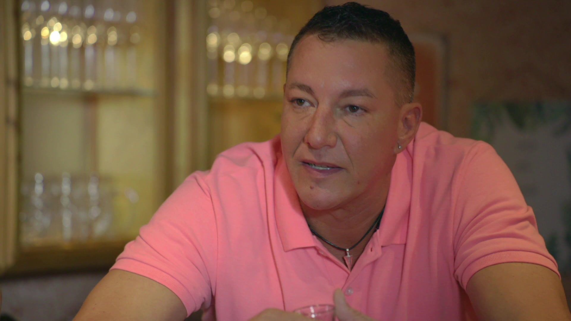 Keresztanyu 1. évad 8. rész