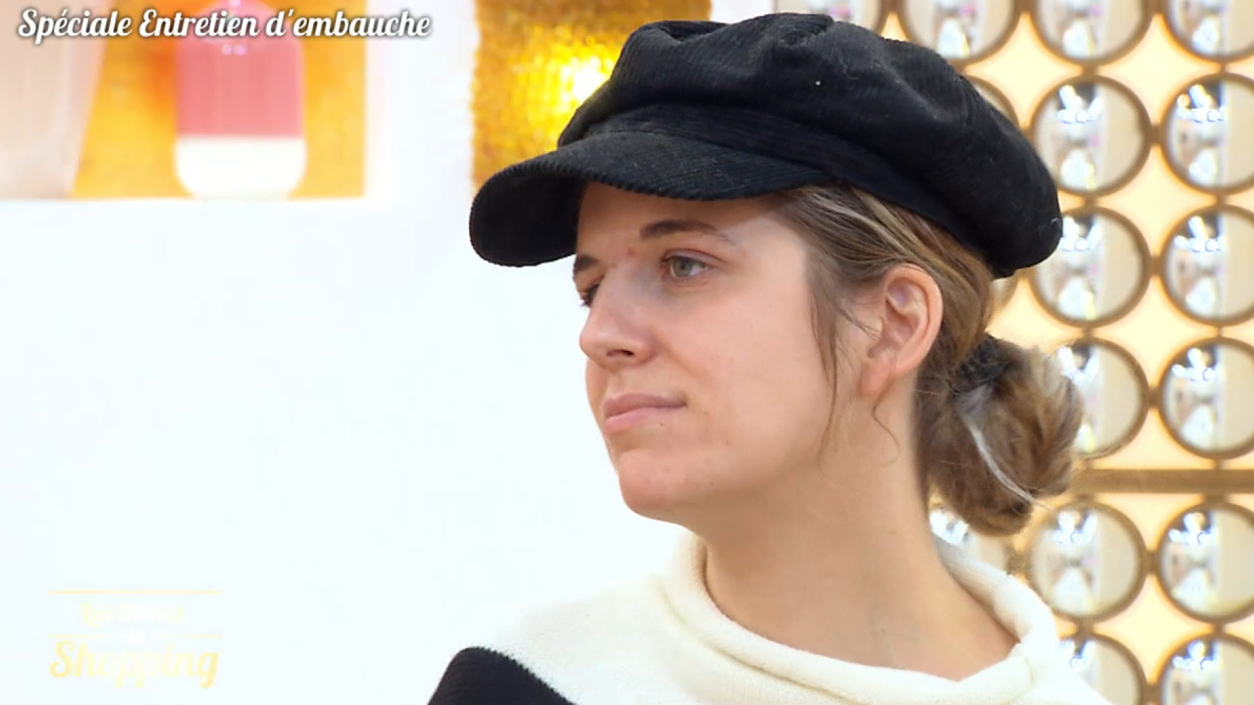 J2 : Branchée en couleur pour qu'on se souvienne de vous