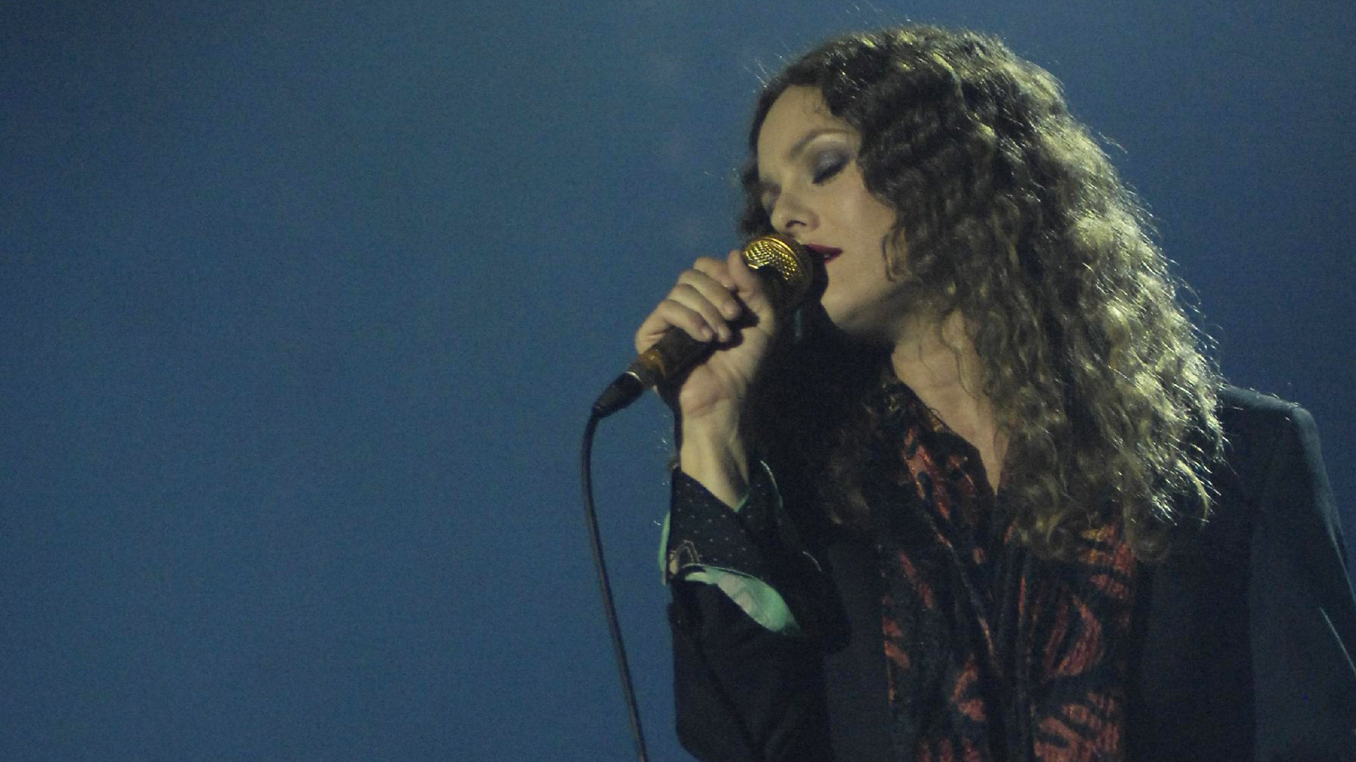 VANESSA PARADIS - DIVINIDYLLE TOUR 2008