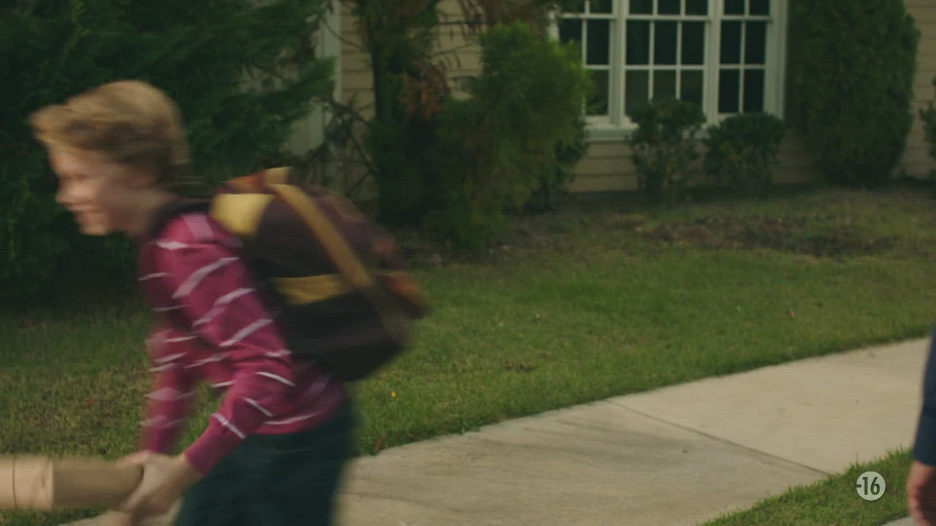 S2 E1 - L'enfant aux figurines / Meurtre en direct