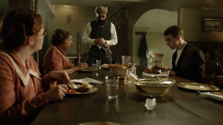 S2 E1 - Un pays lointain dont on ne sait rien