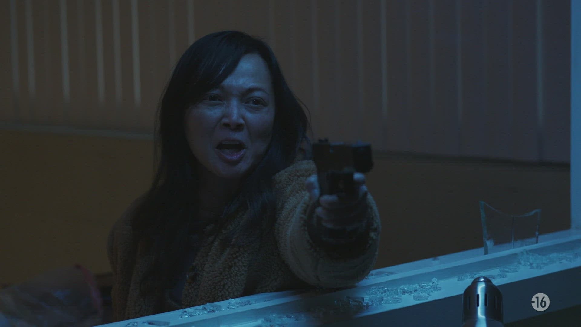 S3 E6 - Hors de contrôle / Apocalypse zombie