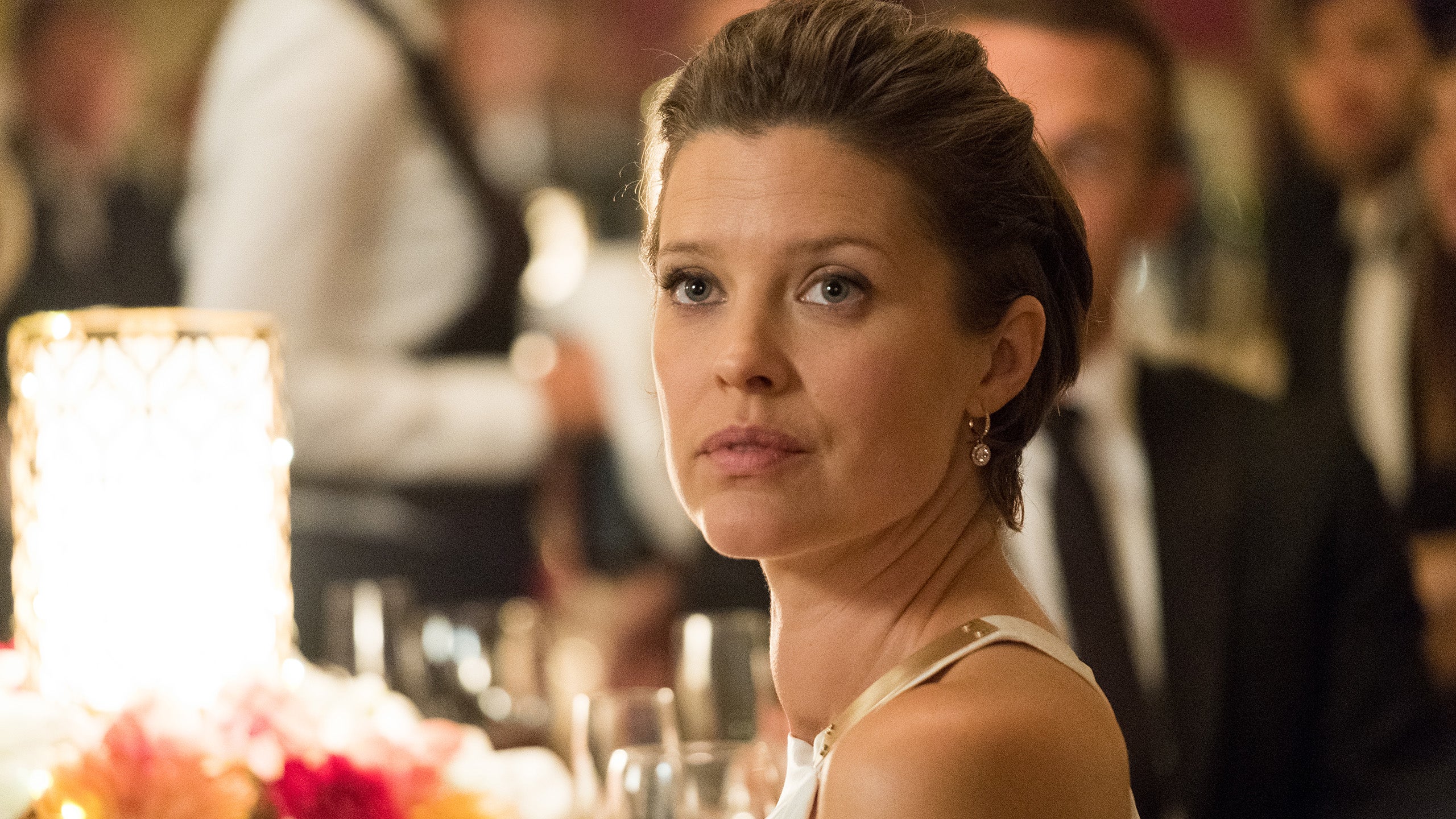 1. évad 2. rész | Menekülj, te szemét!