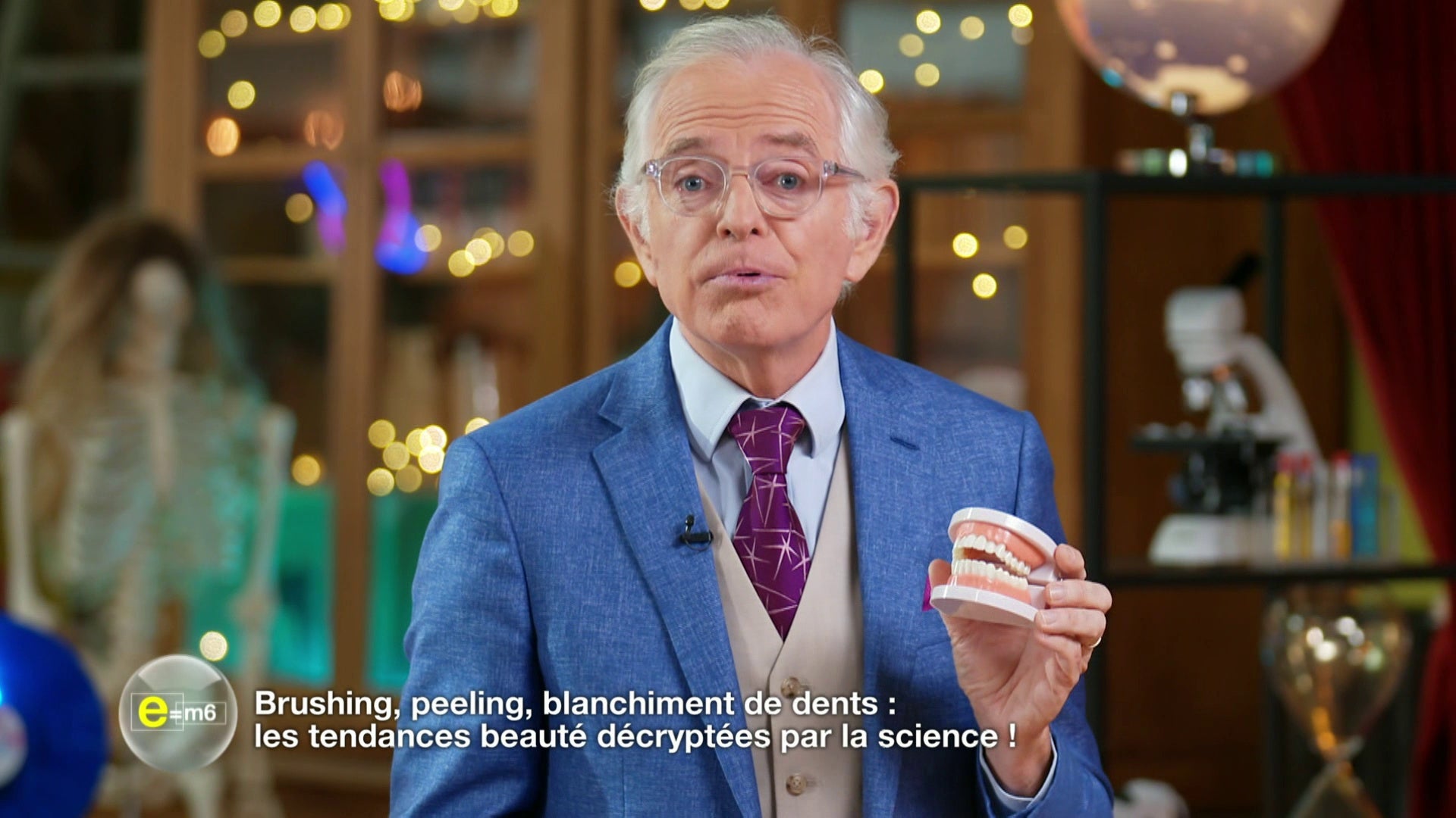 Brushing, peeling, blanchiment de dents : les tendances beautés décryptées par la science !