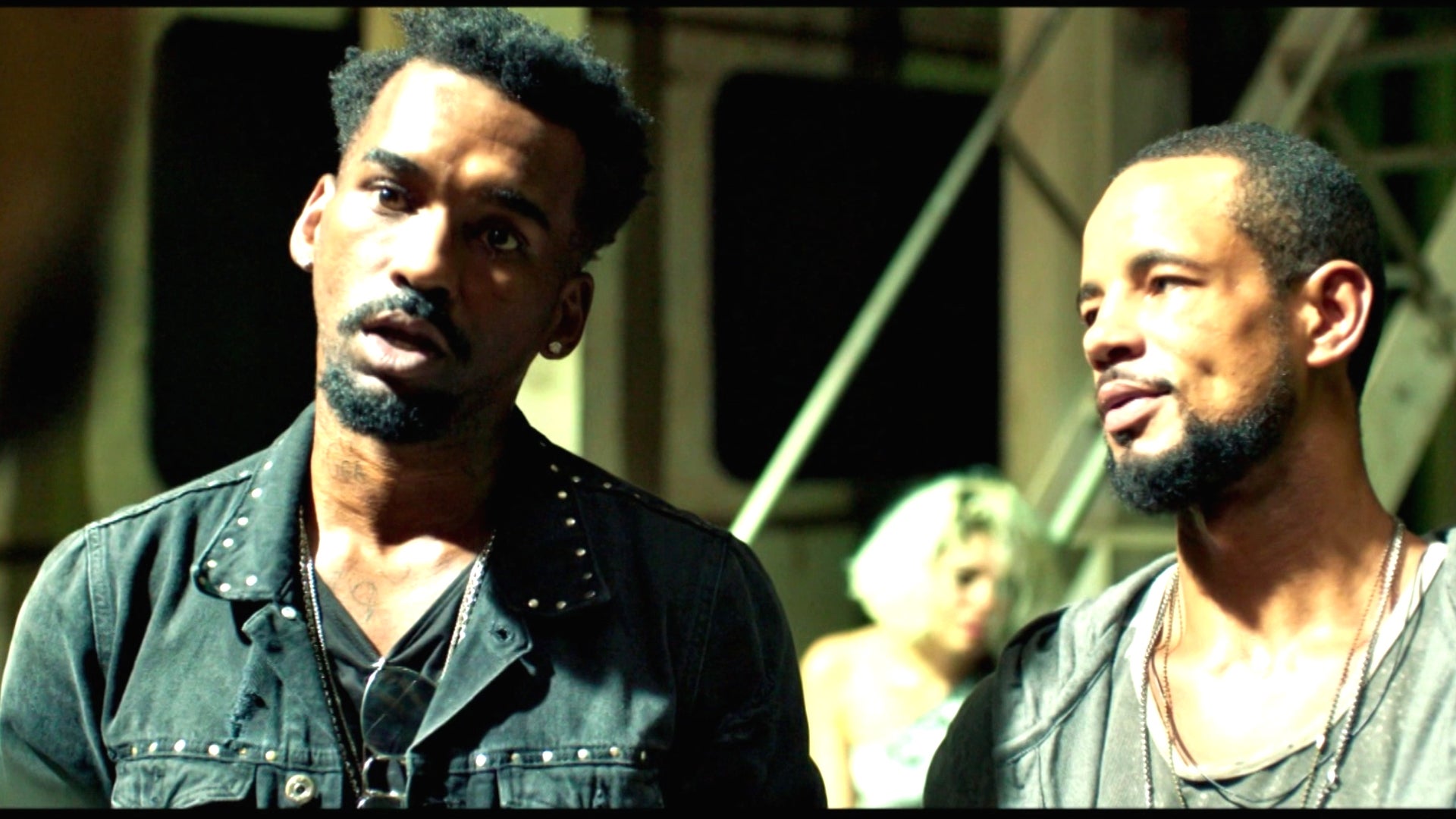 Amour noir S1 E6 Trafic 09/11/2023 6play