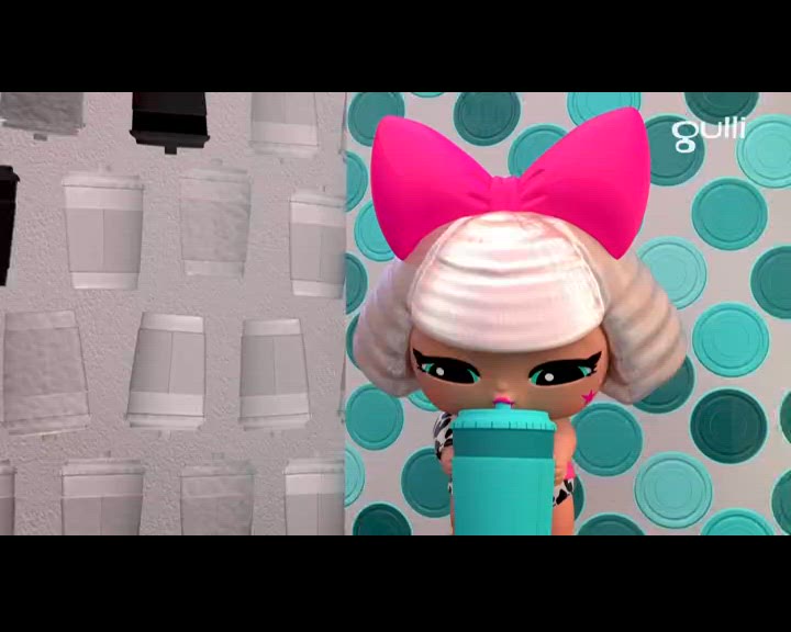 Le château géant de petits gobelets