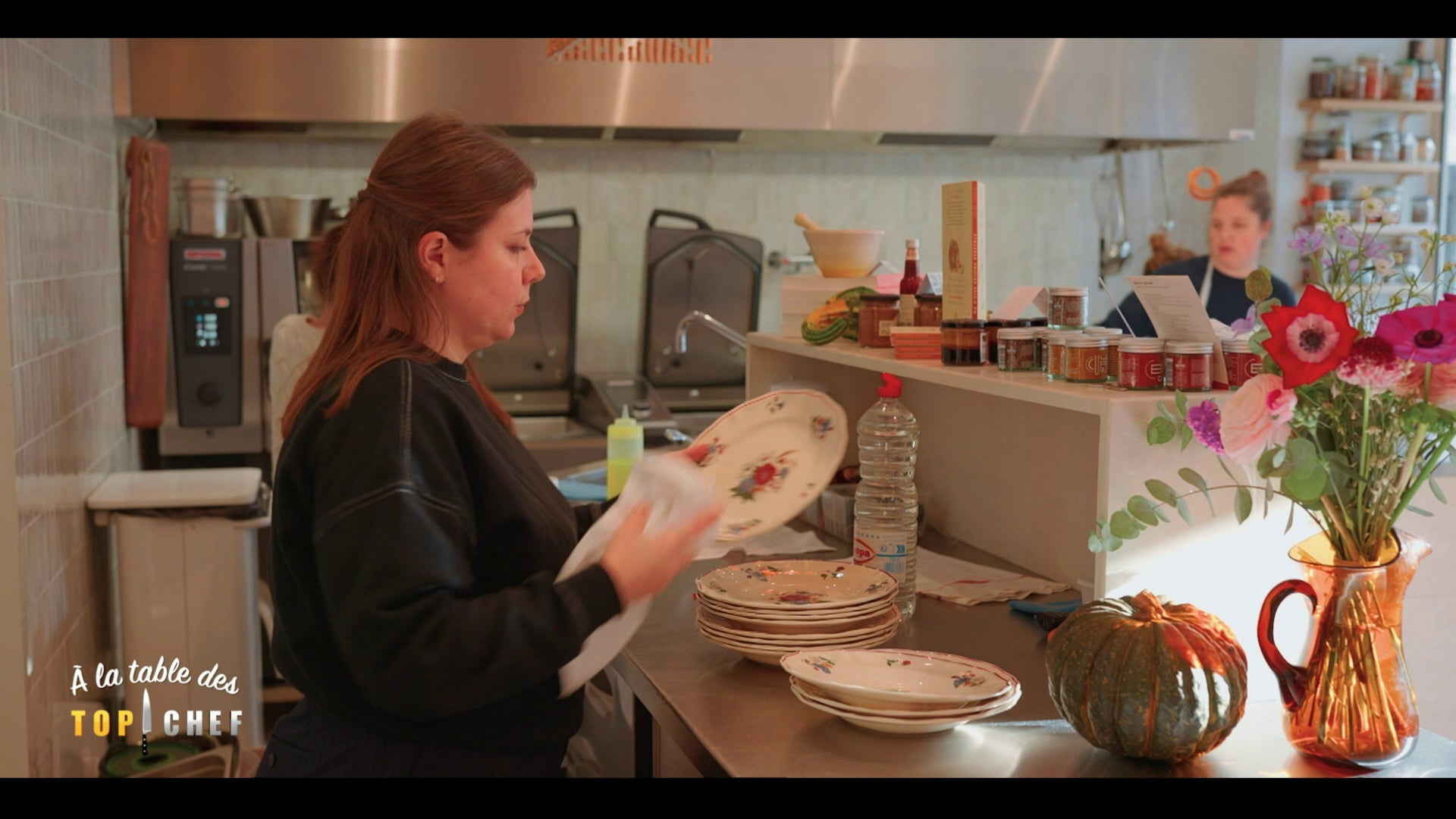 S4 E2 - Chloé Charles