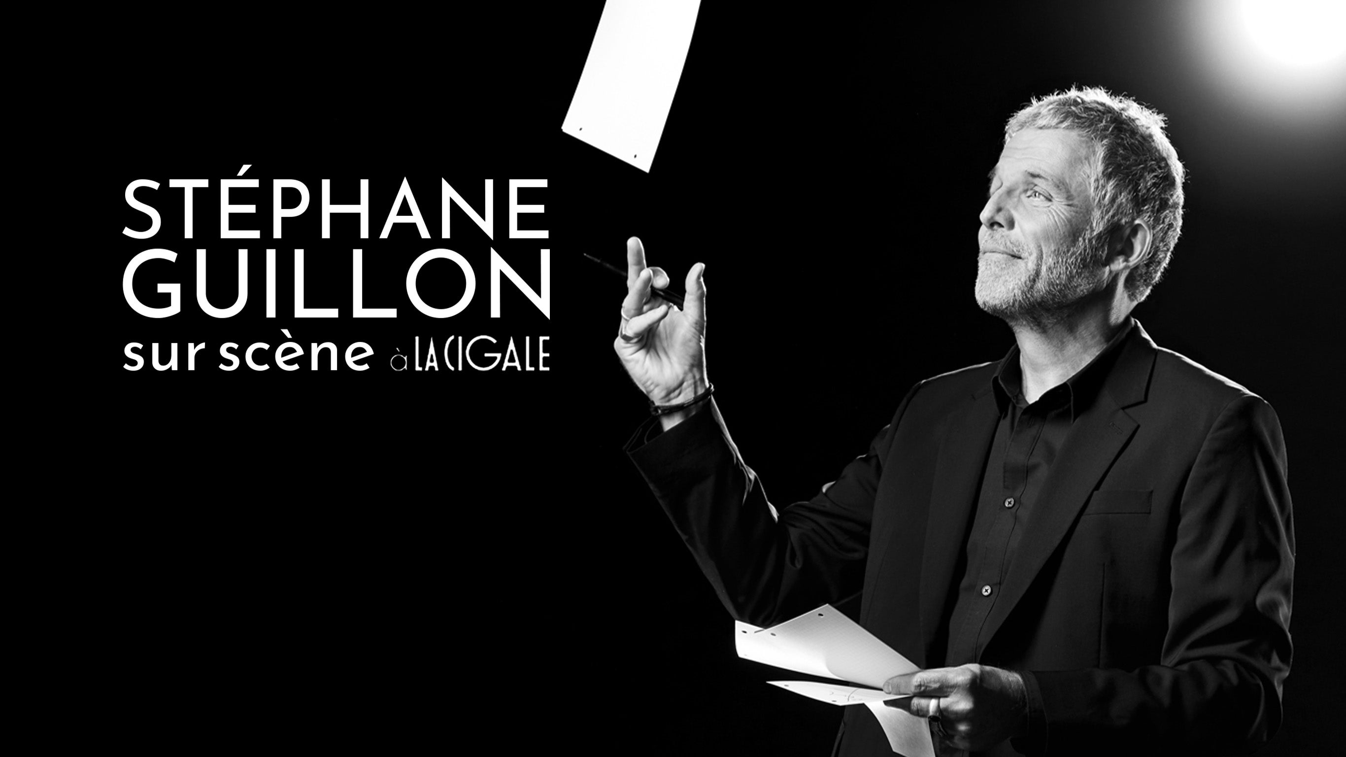 Stéphane Guillon sur scène à la Cigale