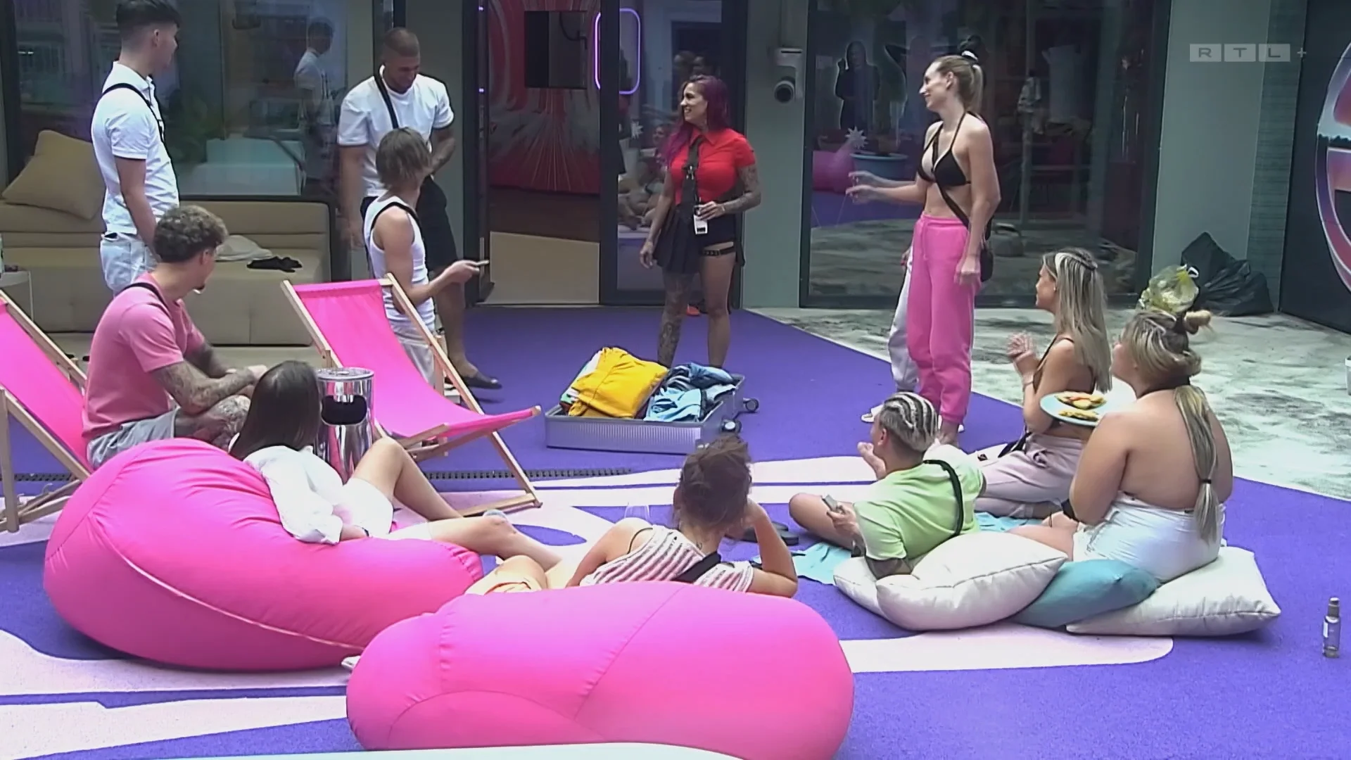 12. évad 8. rész - Összefoglaló & Kiesés & Beköltözés