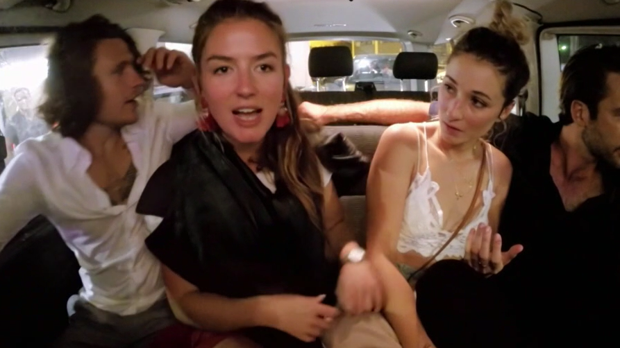 S4 E7 - Vive la Reine