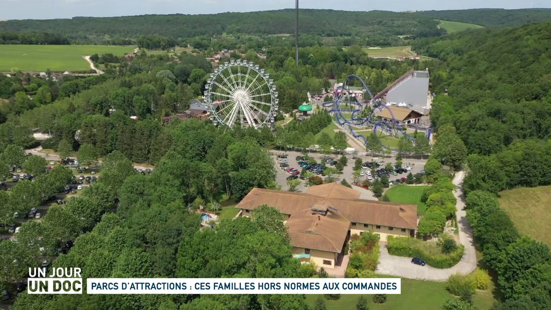 Parcs d'attractions : ces familles hors normes aux commandes (2/2)