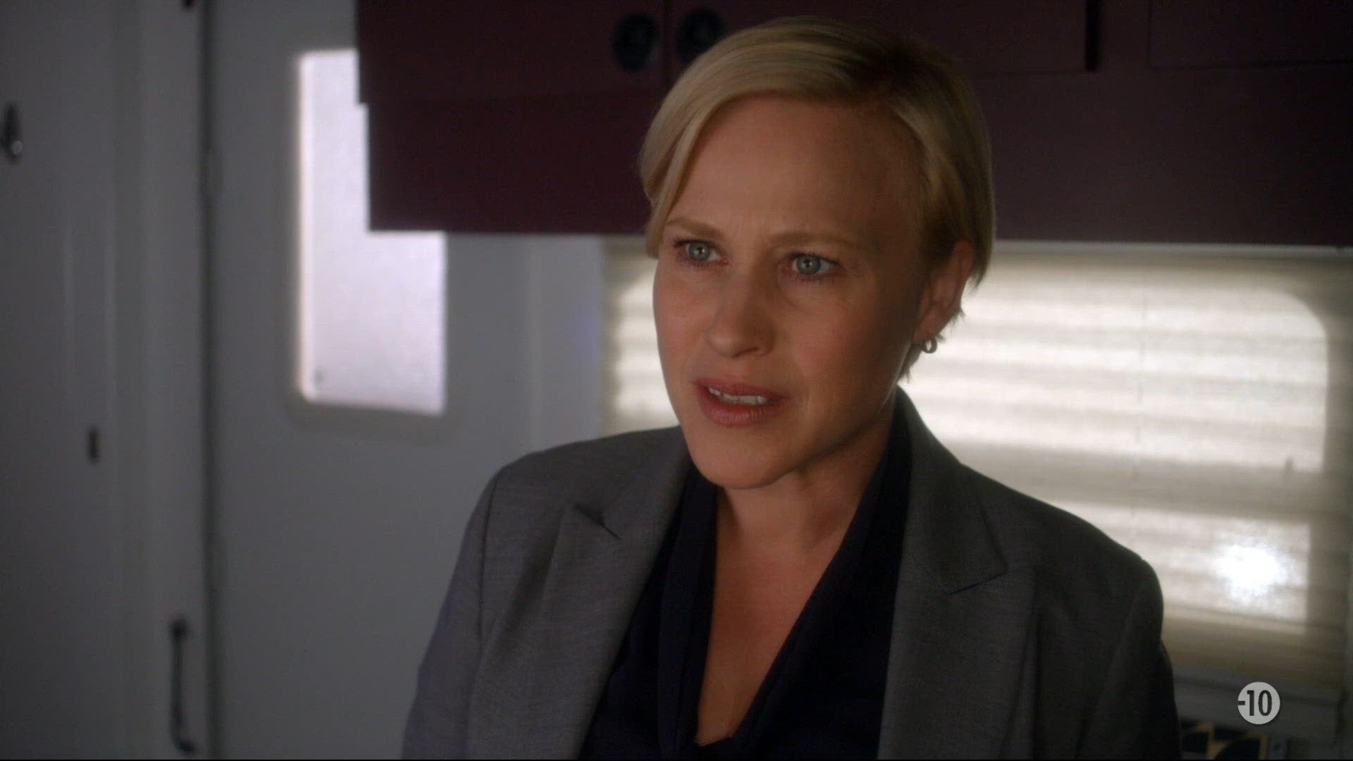 S6 E7 - Sous la contrainte