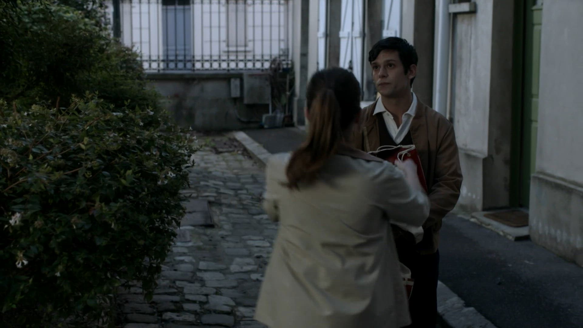 S1 E1 - Speakerine d'un nouveau monde