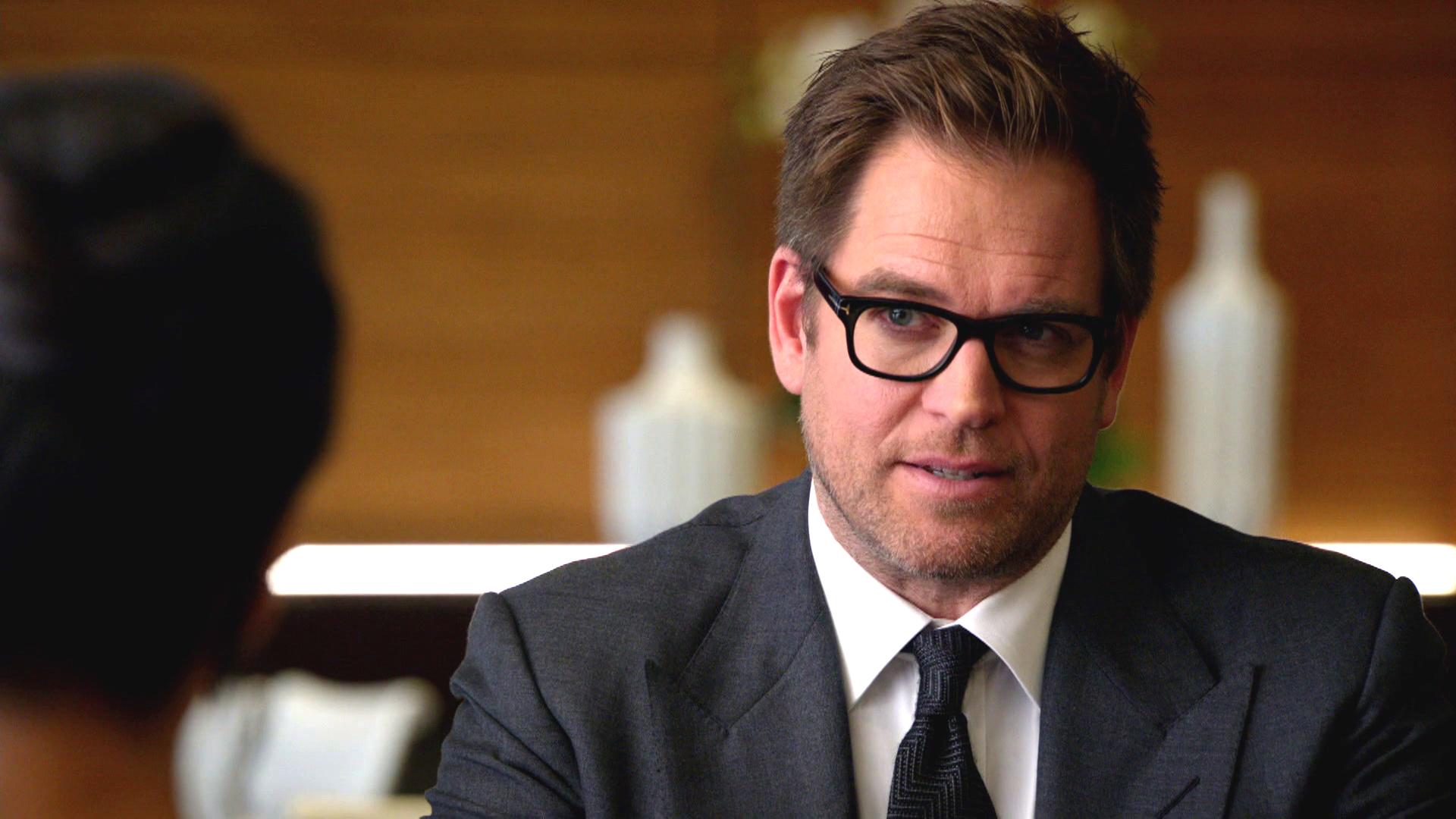 S2 E8 - La belle experte