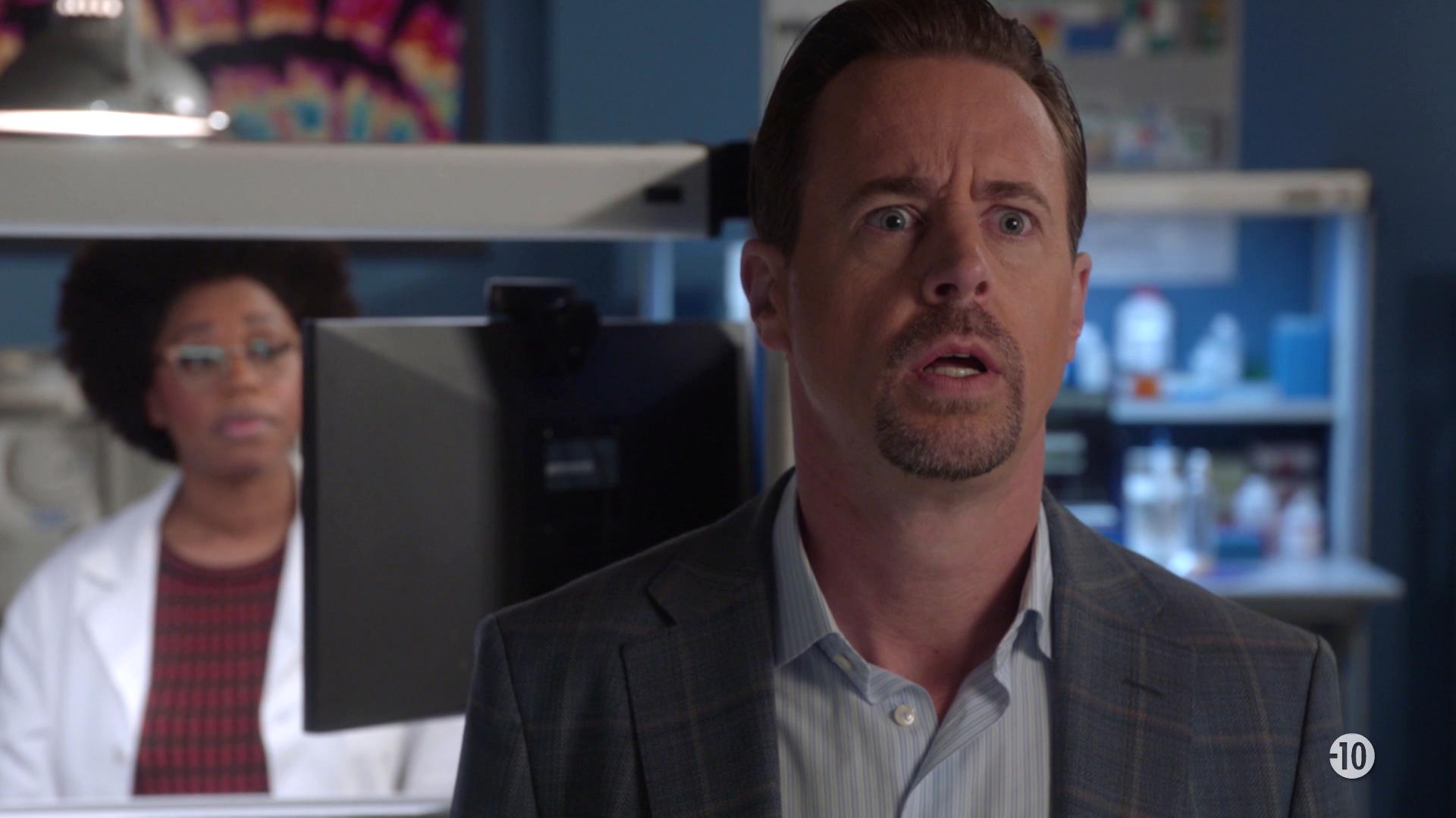 S22 E7 - Une enquête très privée