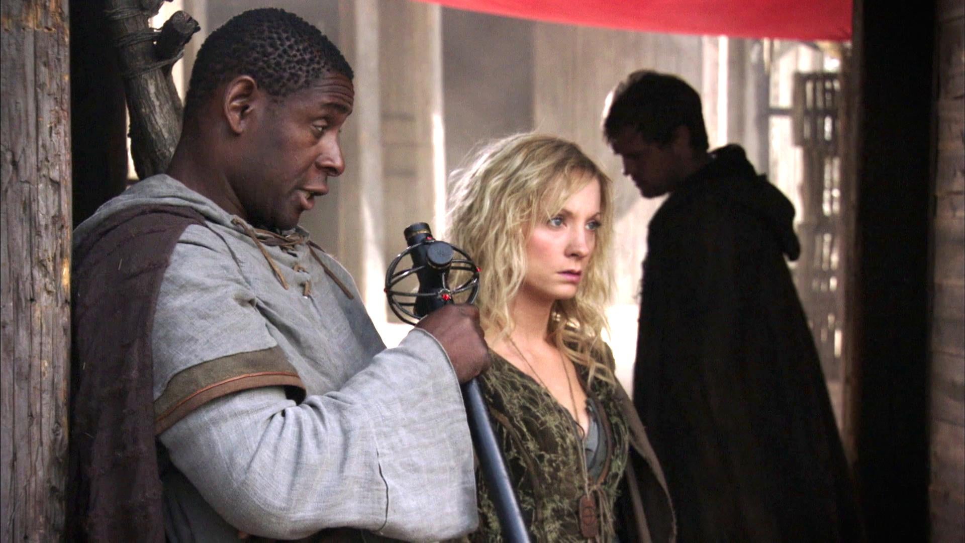 S3 E8 - Le roi est mort, vive le Roi !