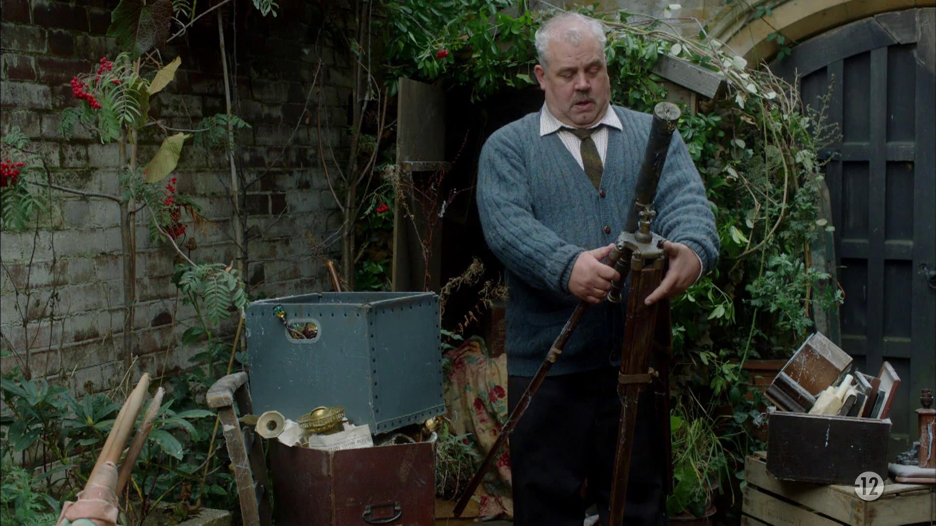 S3 E6 - Souvenir de guerre