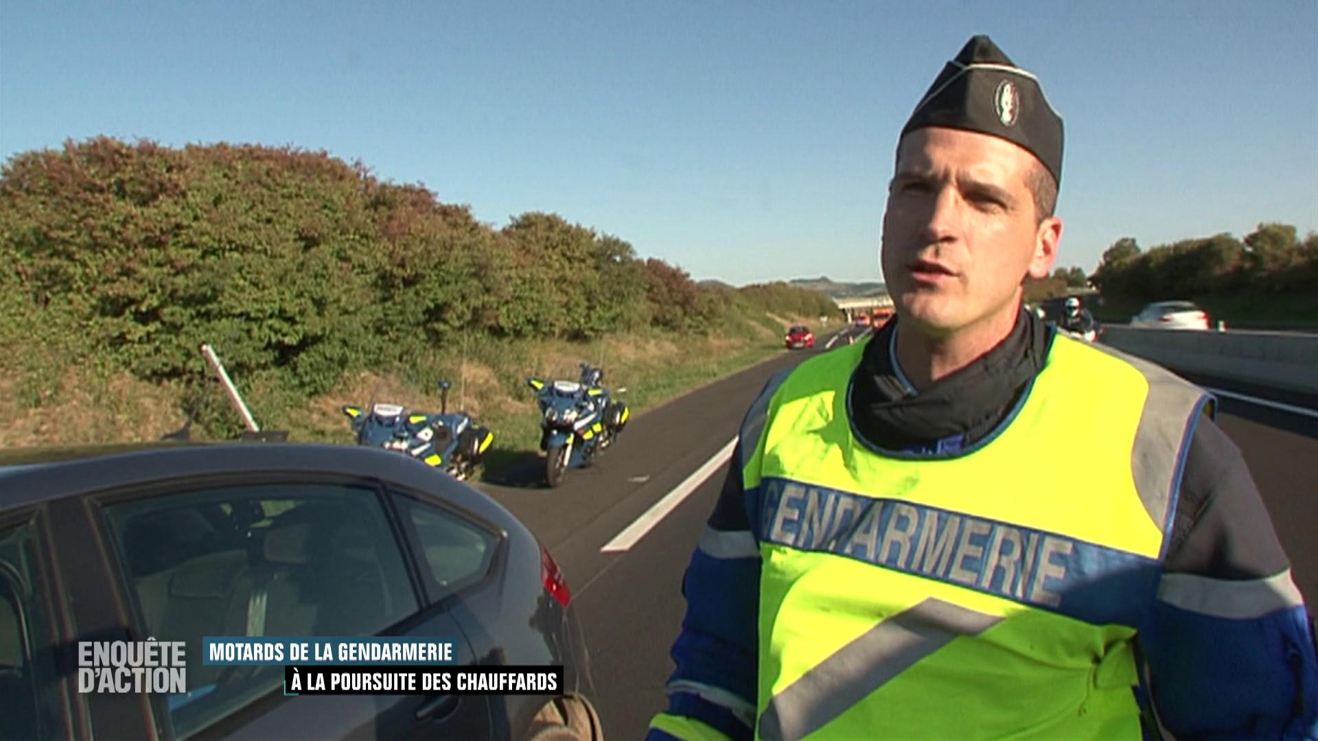 Motards de la gendarmerie : à la poursuite des chauffards
