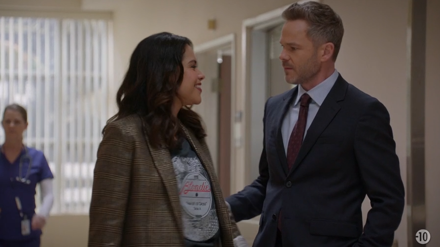 S6 E8 - Guerre ouverte