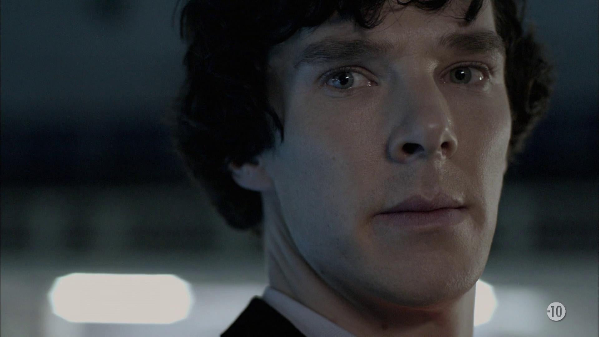 S2 E1 - Un scandale à Buckingham