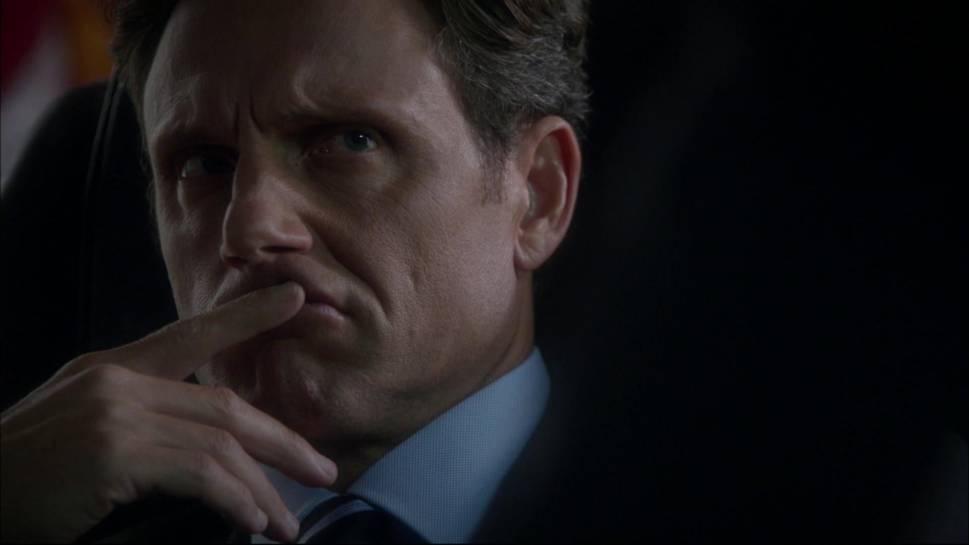 S2 E3 - Chasse gardée