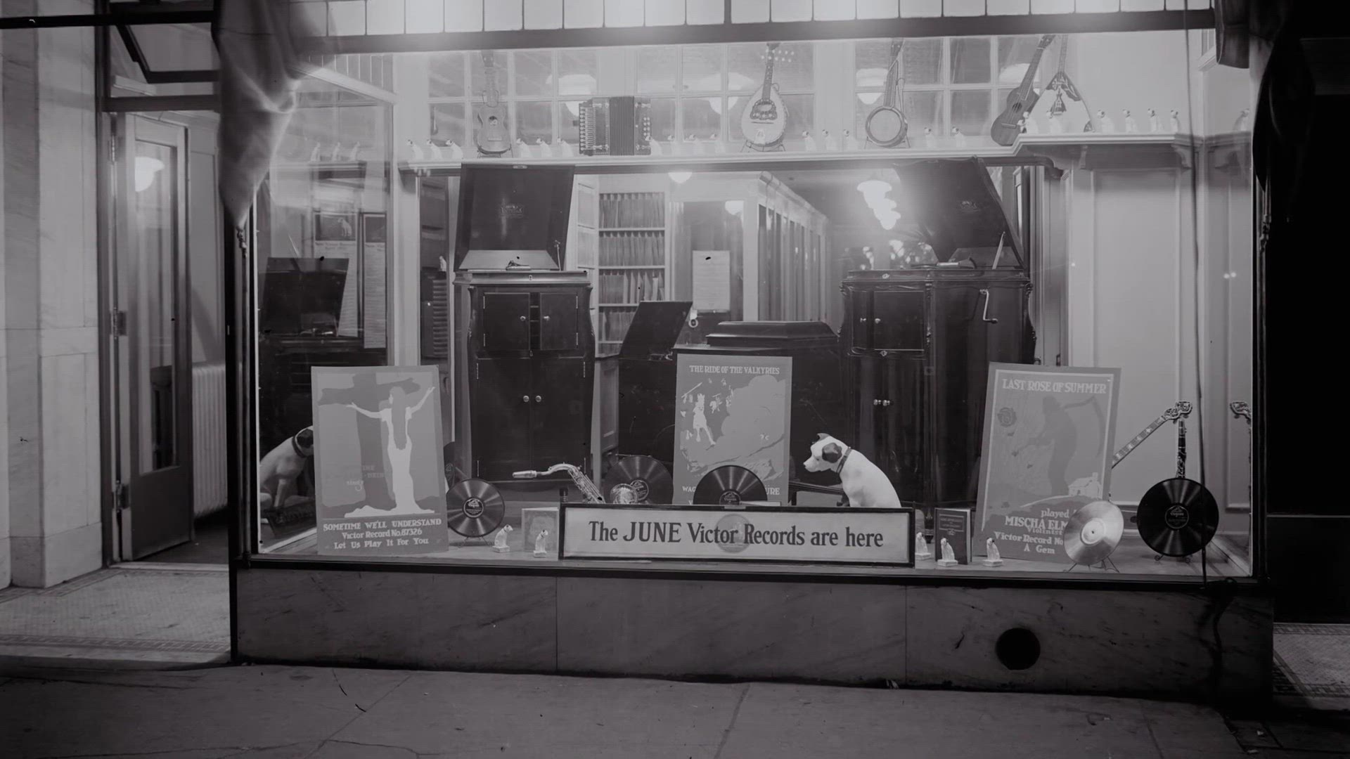 7. rész - Válogatás faltól falig