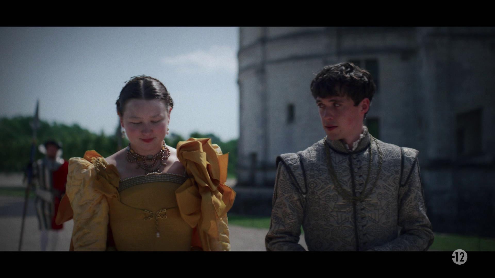 S1 E2 - La guerre ou le sexe