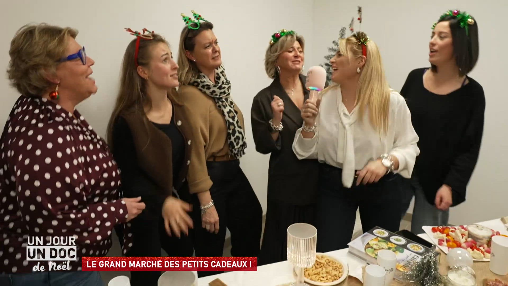 Shopping XXL : les centres commerciaux révolutionnent Noël  / Le grand marché des petits cadeaux !