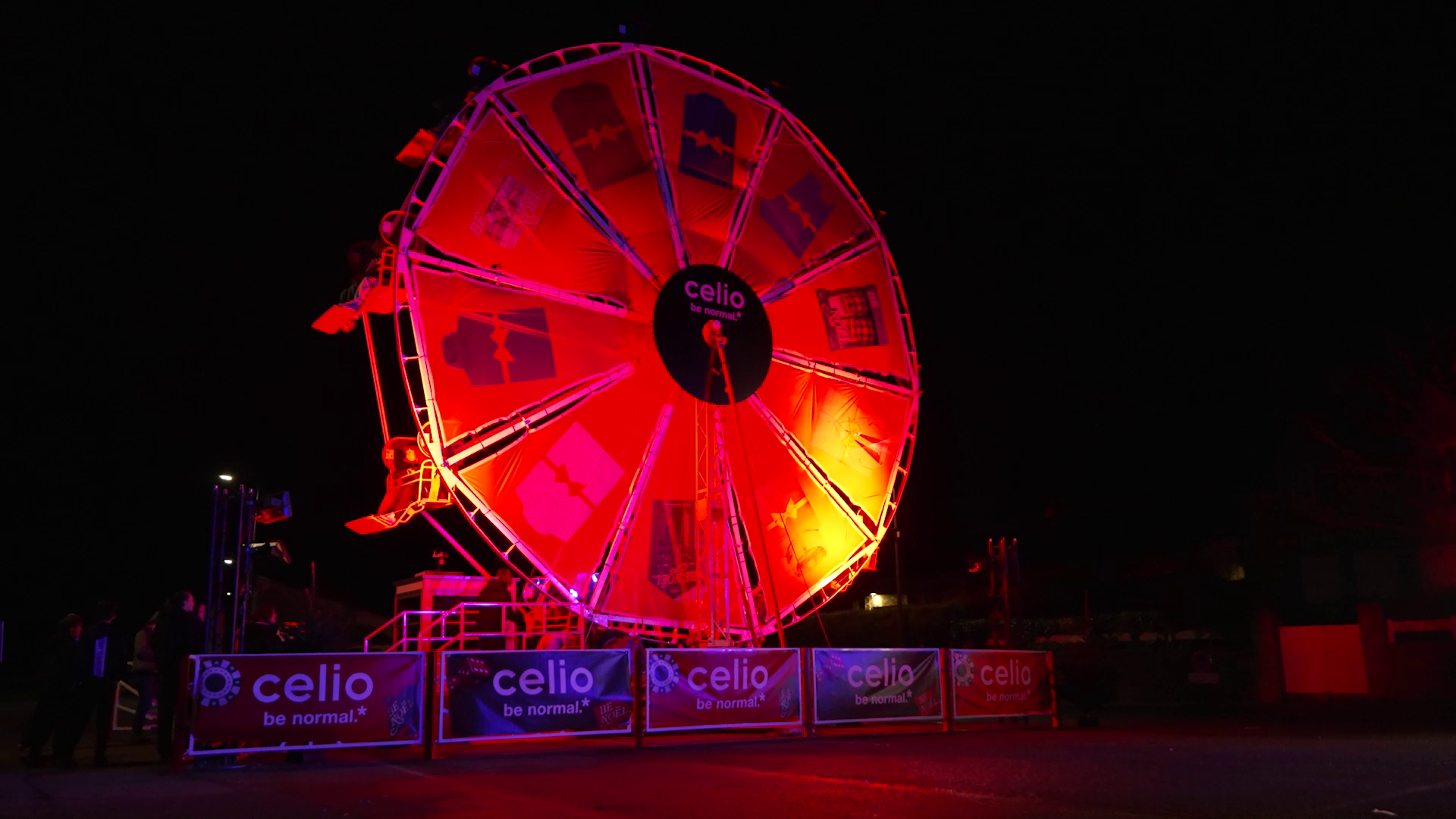 Immersion XXL dans le village