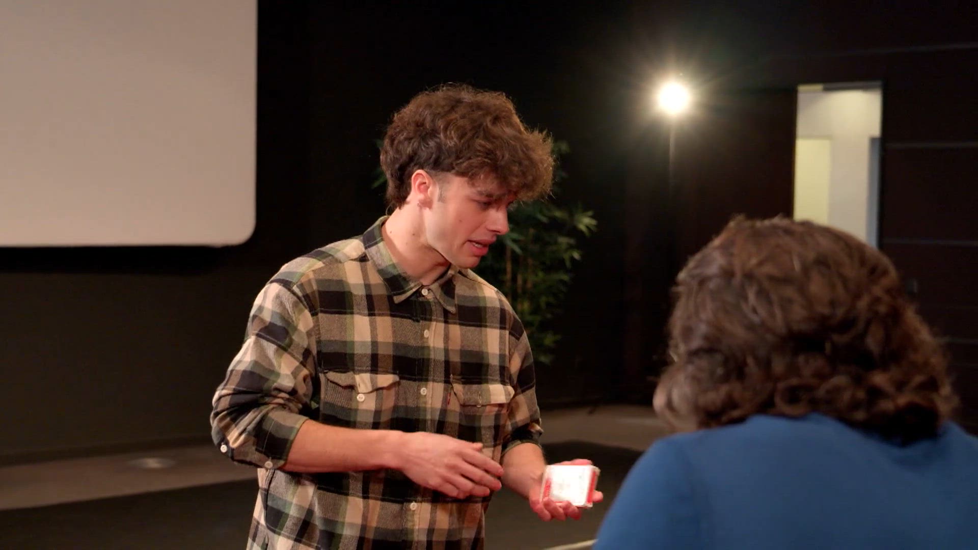 Donovan magicien bluffe les stars (5/6)