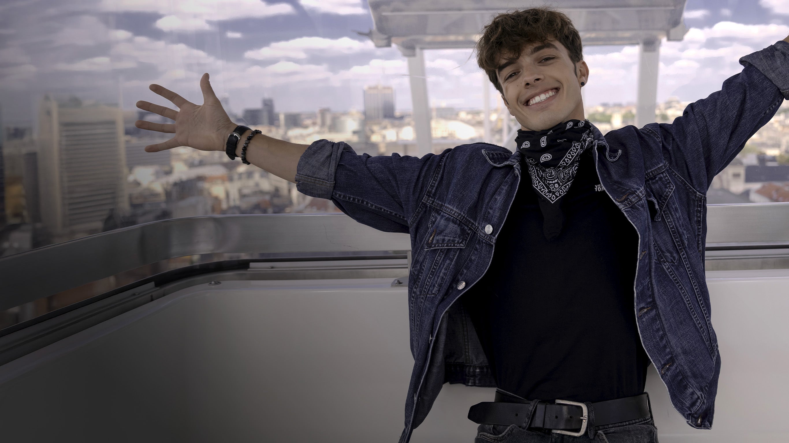 Donovan magicien à Mons