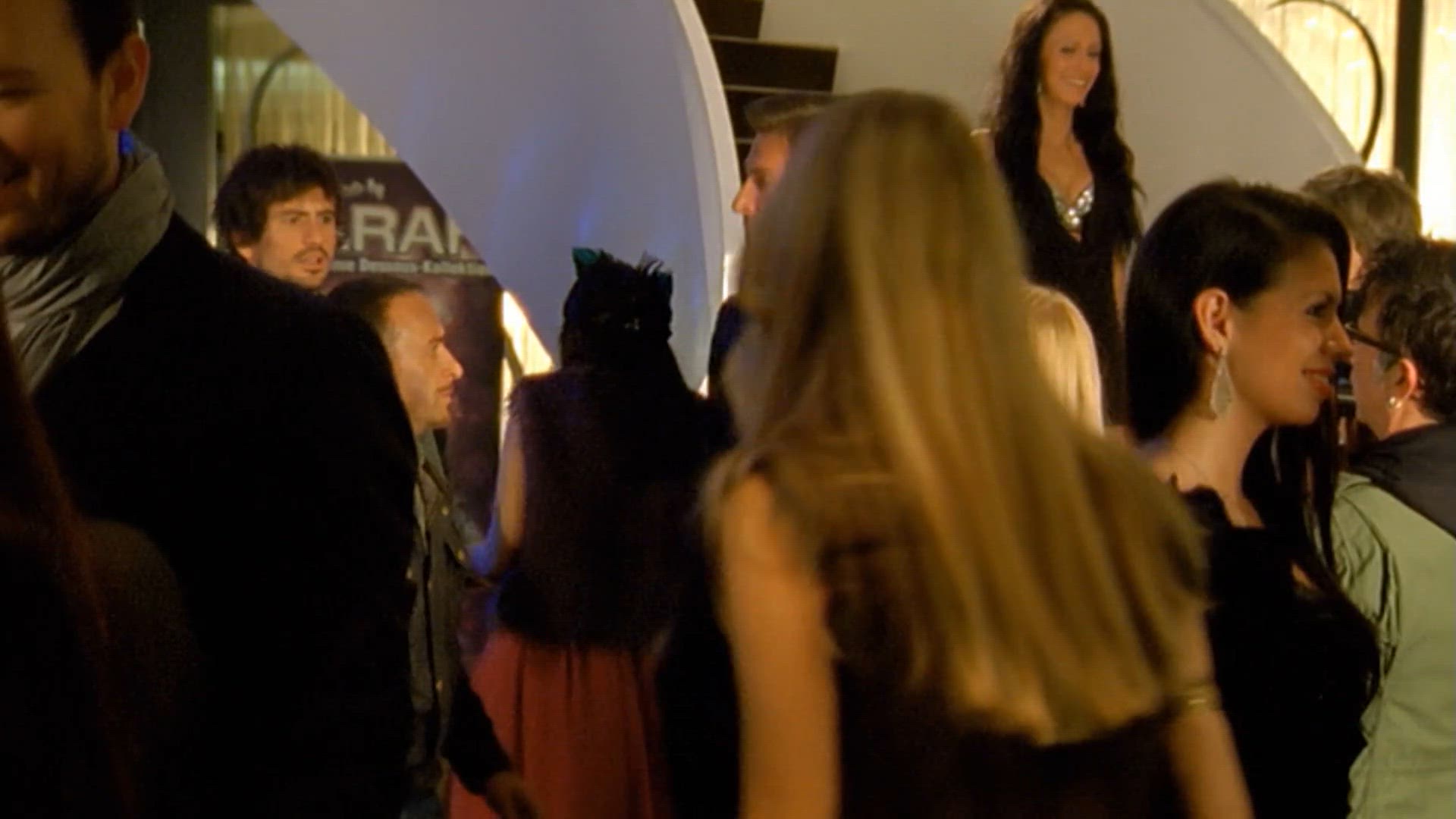 S17 E5 - Enquête dans la jet set