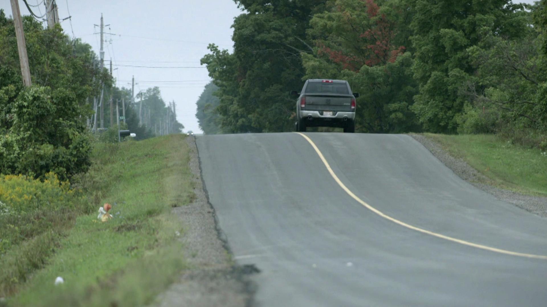 S2 E1 - Mauvais sang