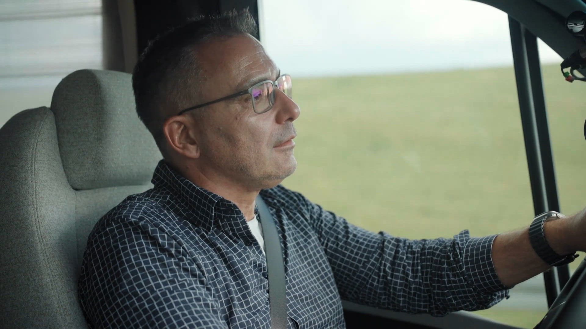 2. évad 5. rész - Vályi István