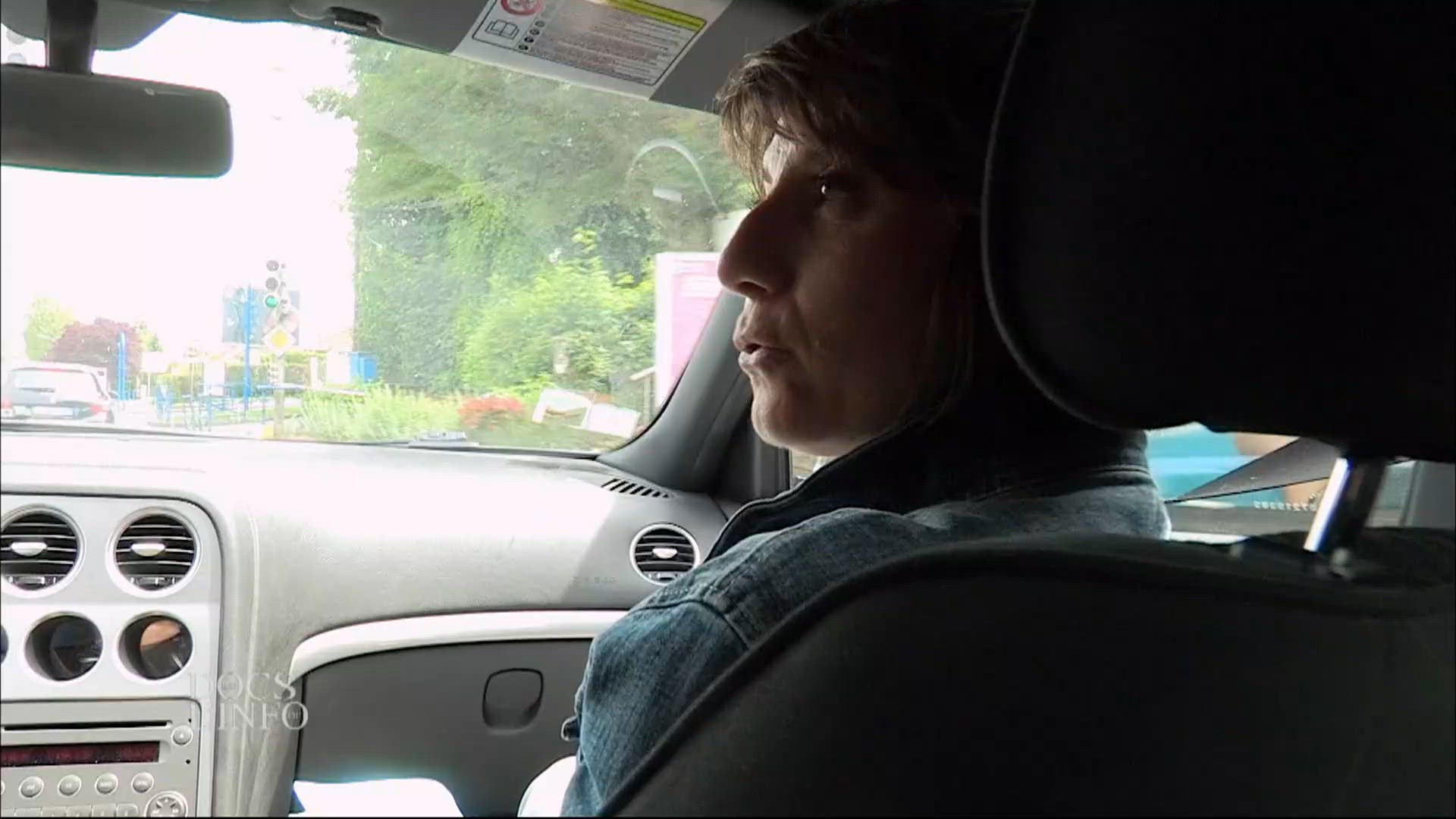 Révélations, mensonges, trahisons : au coeur des secrets de famille 1/1