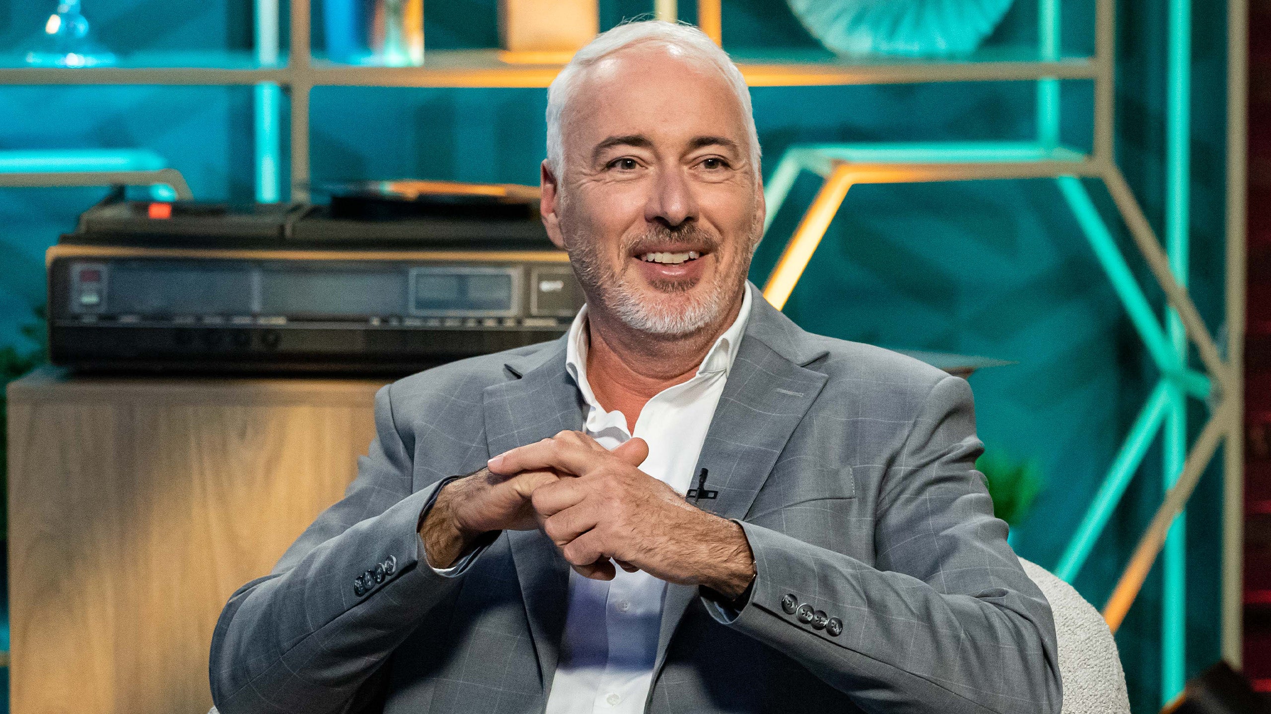 2. évad 1. rész - Hajós András