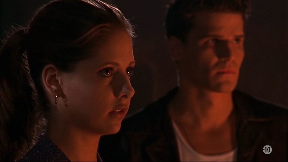 S1 E7 - Alias Angelus