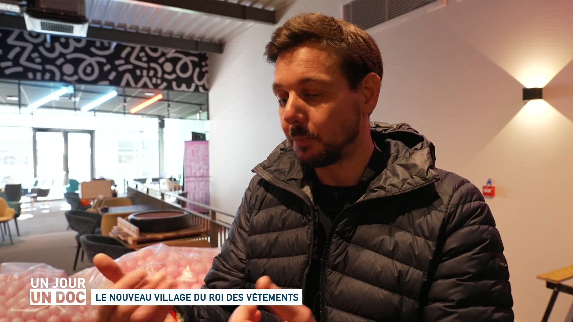 Le nouveau village du roi des vêtements