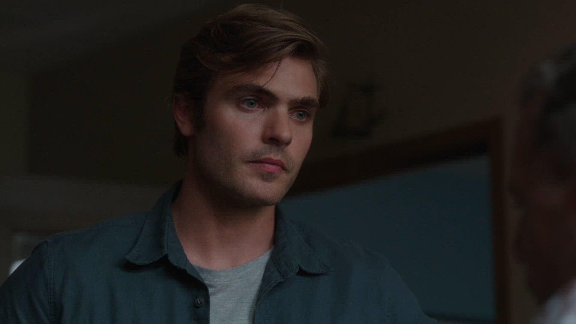 S3 E1 - Sans frontières