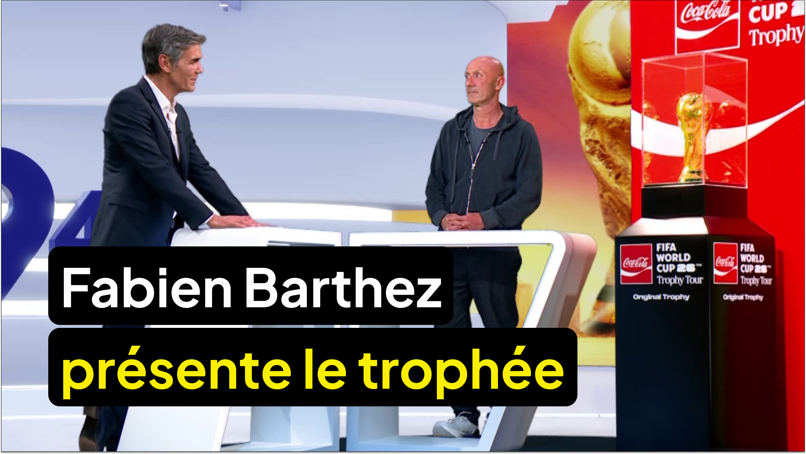 Le trophée de la Coupe du Monde et Fabien Barthez en exclusivité sur M6