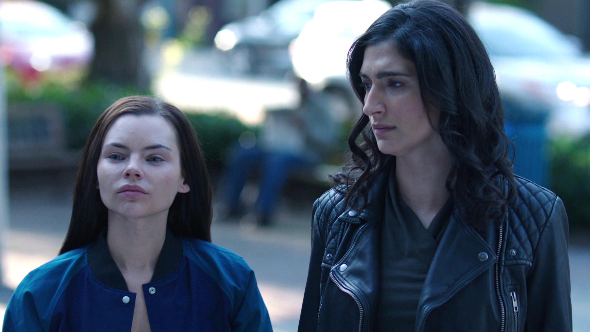 S3 E2 - La guerre approche