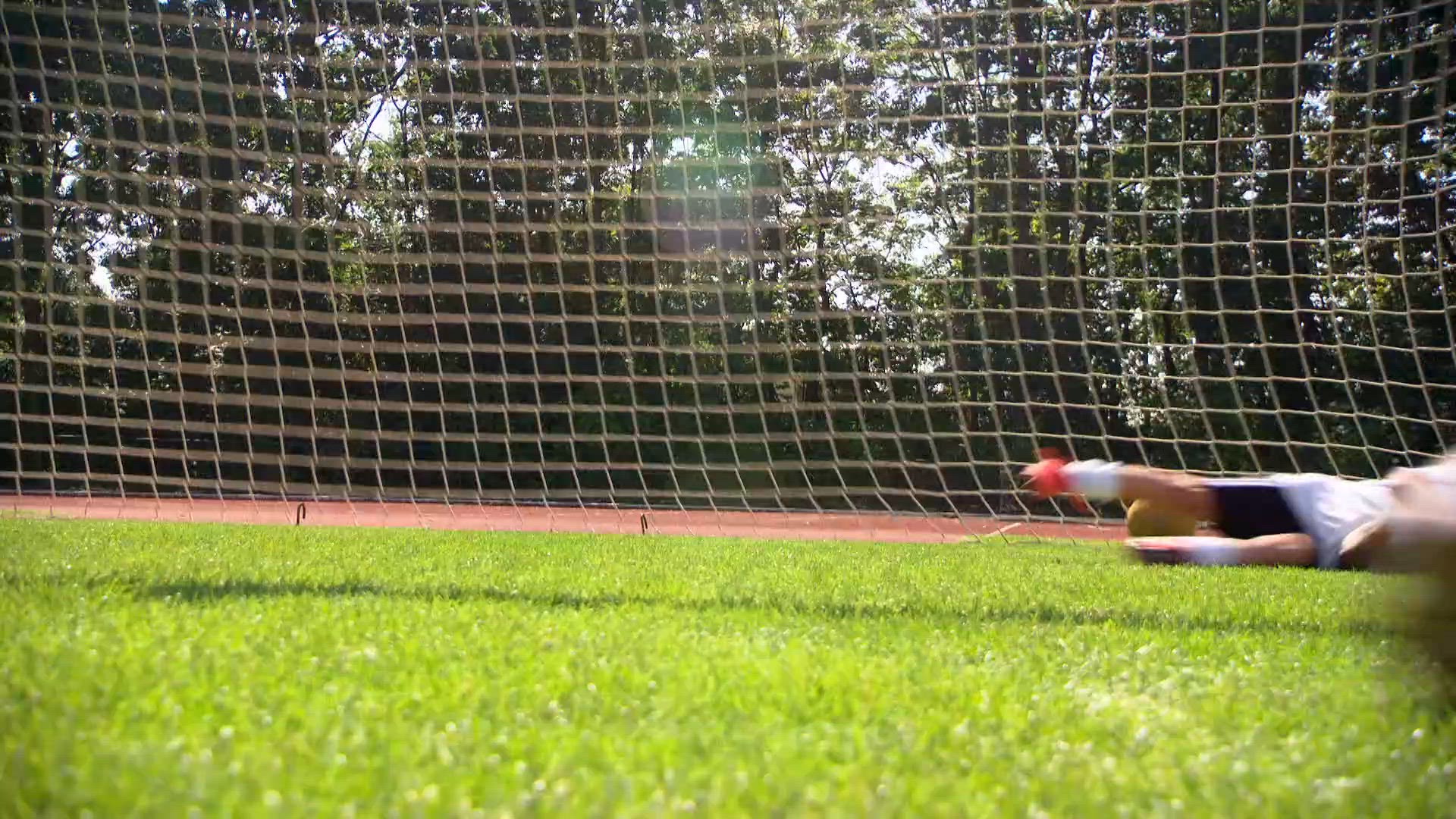 1. évad 1. rész | A legerősebb lövés