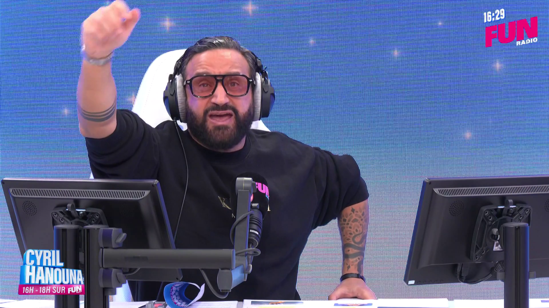 Quel est le style des chroniqueurs la nuit ?