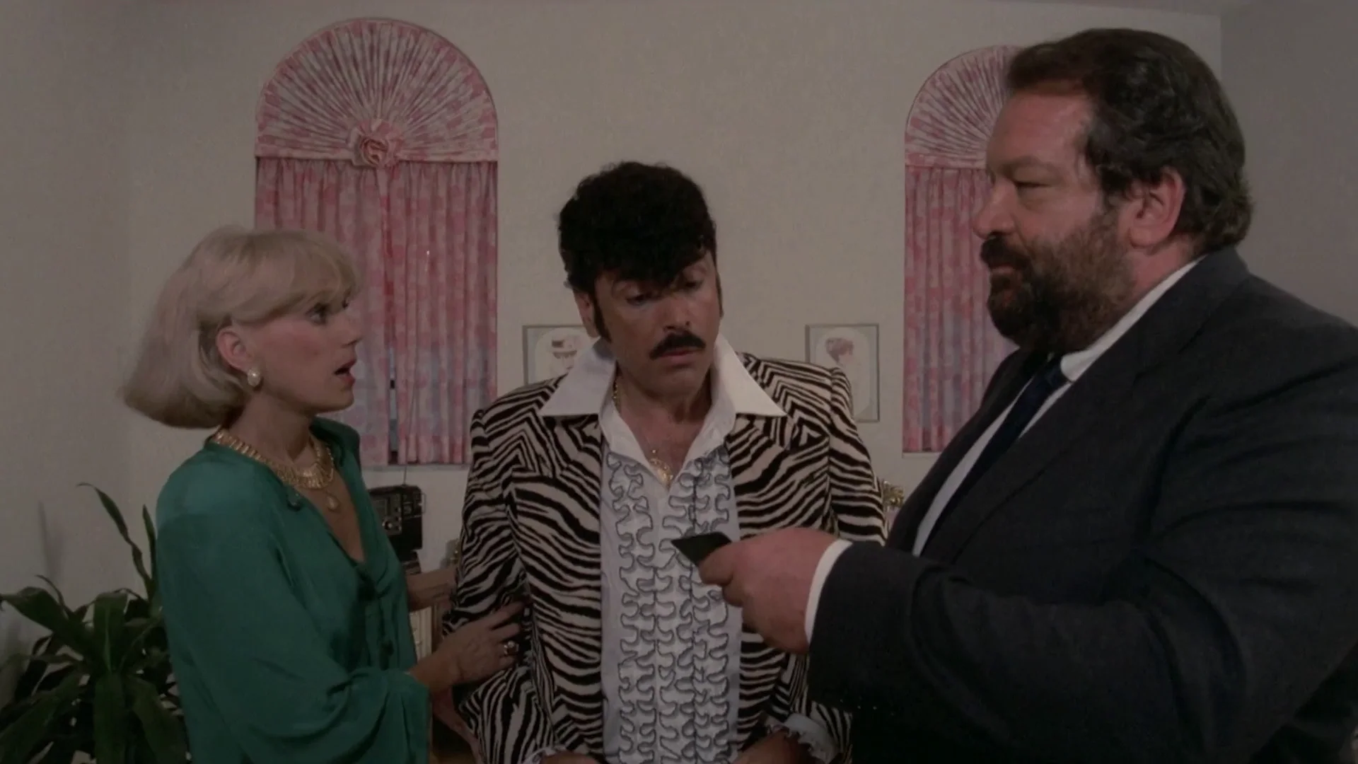 Bud Spencer nyakon csíp egy dzsigolót | Részlet